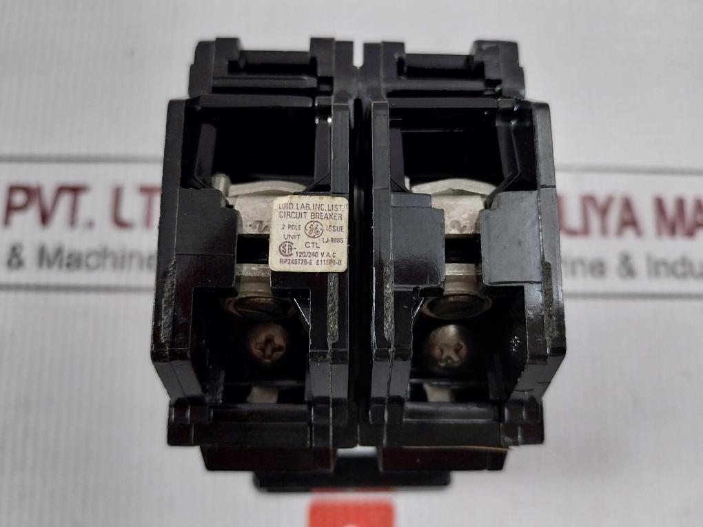 General Electric Thql2115 2 Pole Thql Circuit Breaker