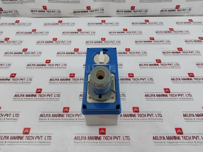 Gewiss Gw 66 204 N Vertical Fixed Interlocked Socket 16A-6H/200-250V Assy