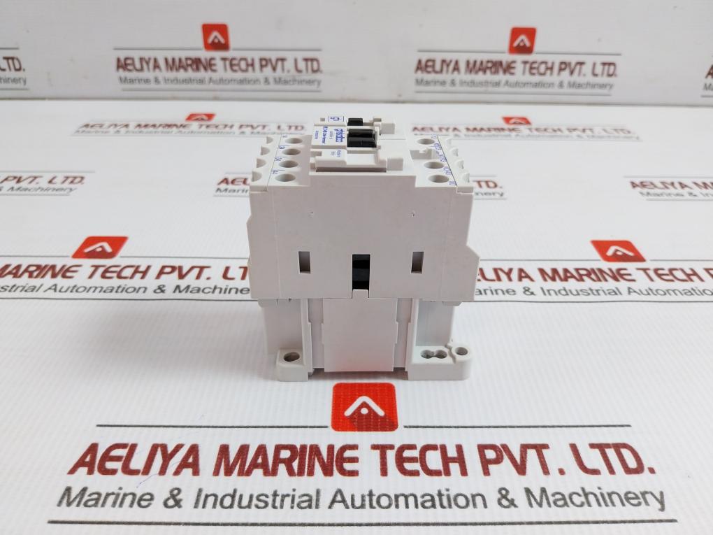 Ghisalba 110-120V 50Hz Contactor Relay Gh15Cr
