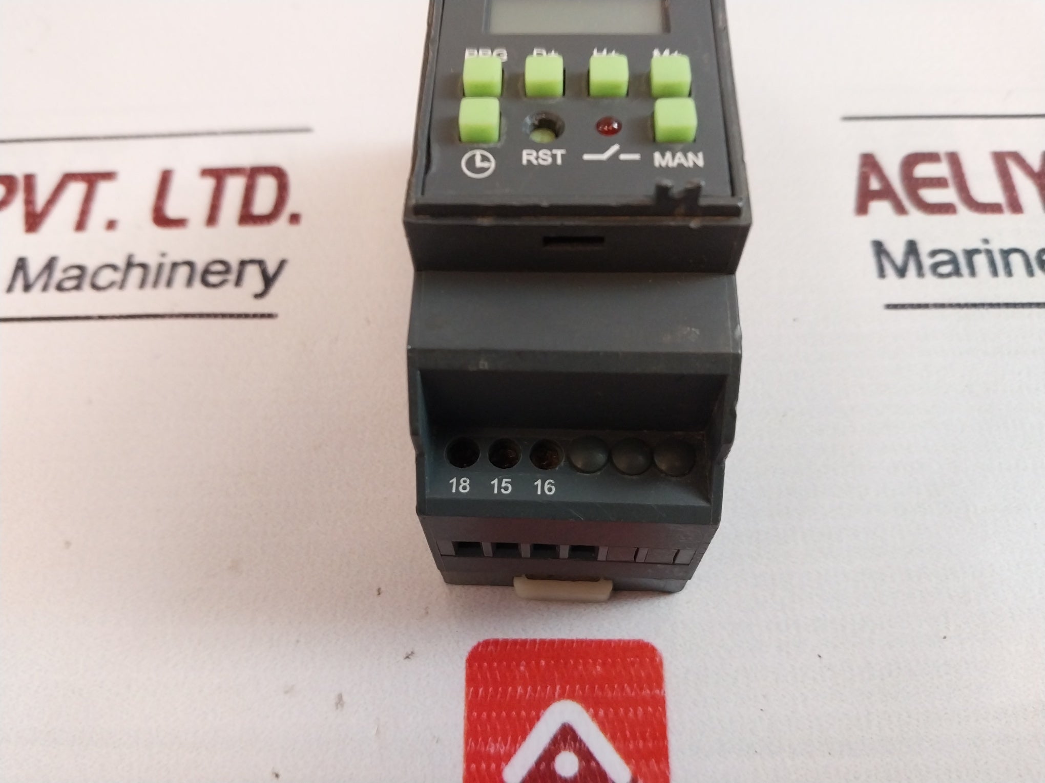 Gic 67Ddt0 Digital Time Switch 110-240 Vac 50/60 Hz