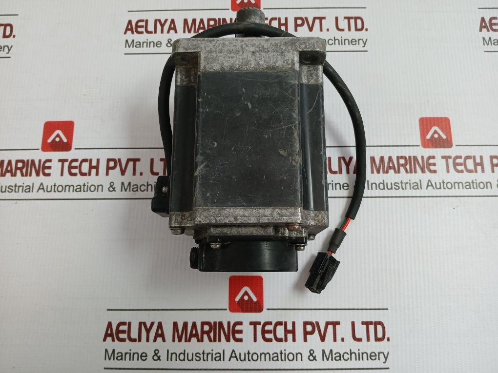 Gyb751D5-rc2 Ac Servo Motor Fuji Electric