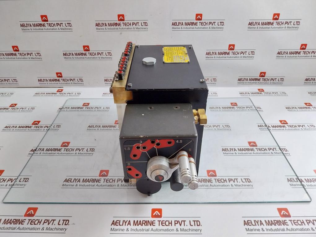 HJ7-526-12-Lubricator-Ss50Mc-290-cm-Piston-03-5-Hans-Jensen-210372-6