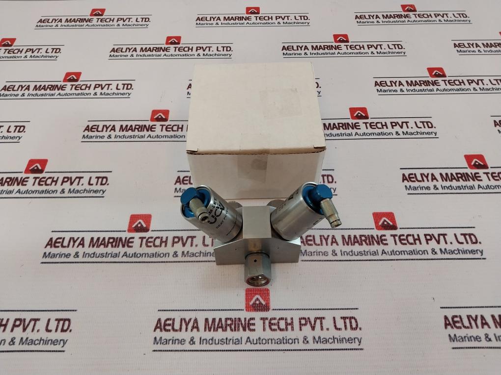 Ham-let Hmb21-4Lklclc-gf4 Dual Head Valve 0189-n