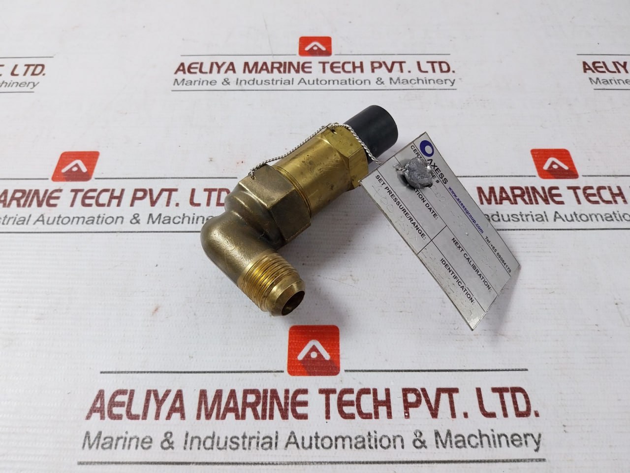 Henry 527E Pressure Relief Valve 1/2 In 400 Psi 527-400 31.9 Lbs Air/Min