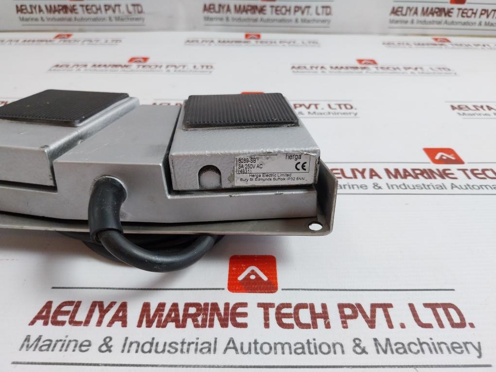 Herga 3A 250V Ac General Purpose Footswitch 6289-sb