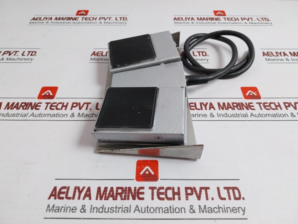 Herga 3A 250V Ac General Purpose Footswitch 6289-sb