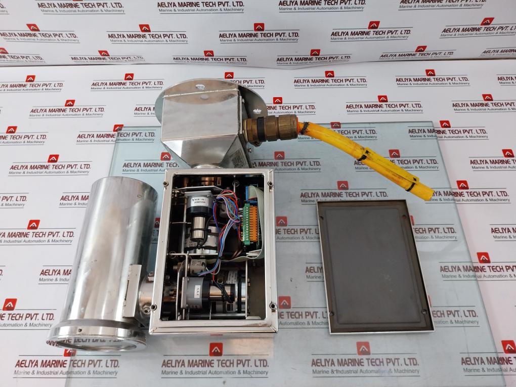 Hernis Pt9/300 Complete Ptz Camera Station Fcb-ex480c 30vac 100w 50/60hz