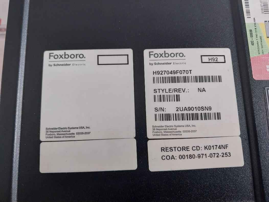 Hewlett-packard Z440 Workstation H92, P2014 100-240V/9.5A 50-60Hz 700W