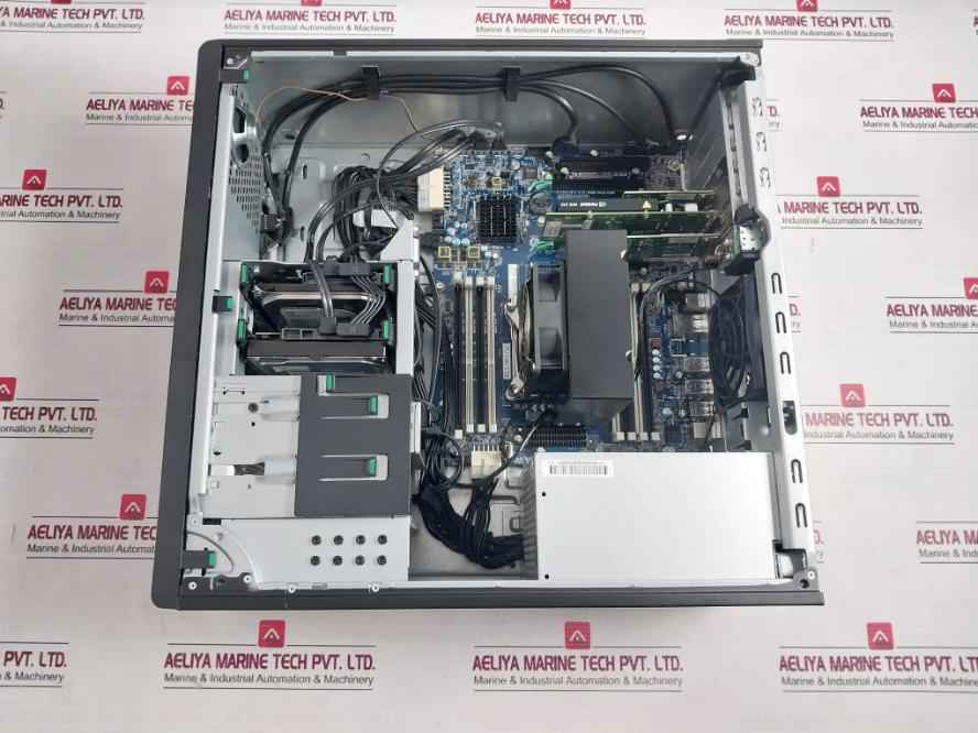 Hewlett-packard Z440 Workstation H92, P2014 100-240V/9.5A 50-60Hz 700W