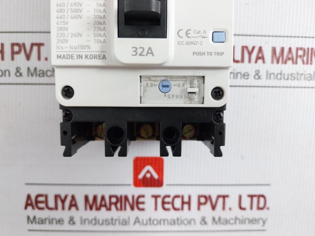 Hgm-30S 3-pole Molded Case Circuit Breaker 1000V 50/60Hz Hyundai Electric