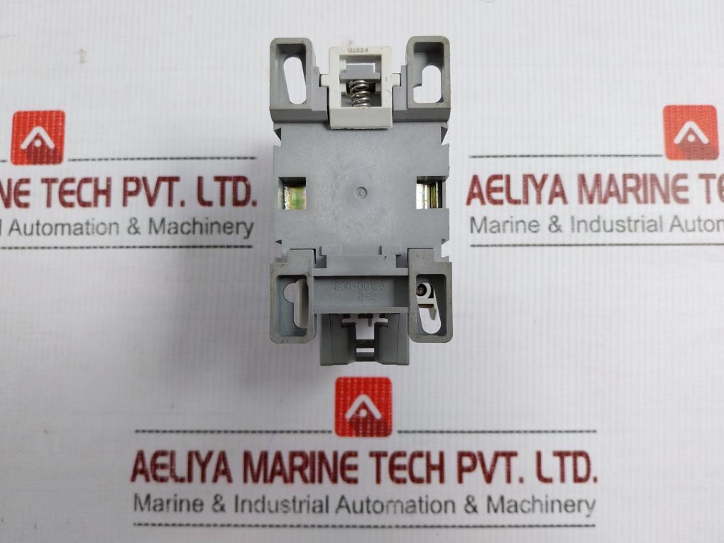 Himc 18 3-pole Magnetic Contactor 750V 50/60Hz Hyundai