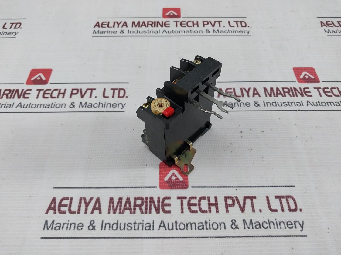Hitachi Tr11-1E Thermal Overload Relay Contactor 0.75 Kw Rc 3.8A