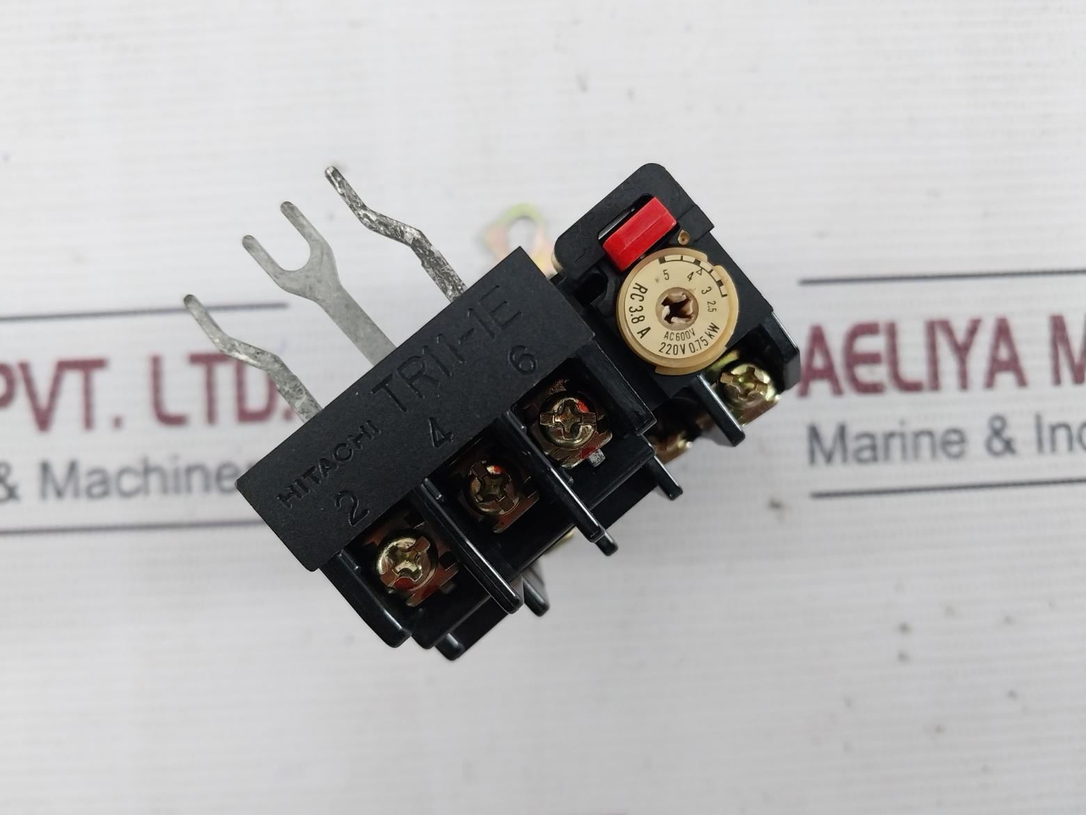 Hitachi Tr11-1E Thermal Overload Relay Contactor 0.75 Kw Rc 3.8A