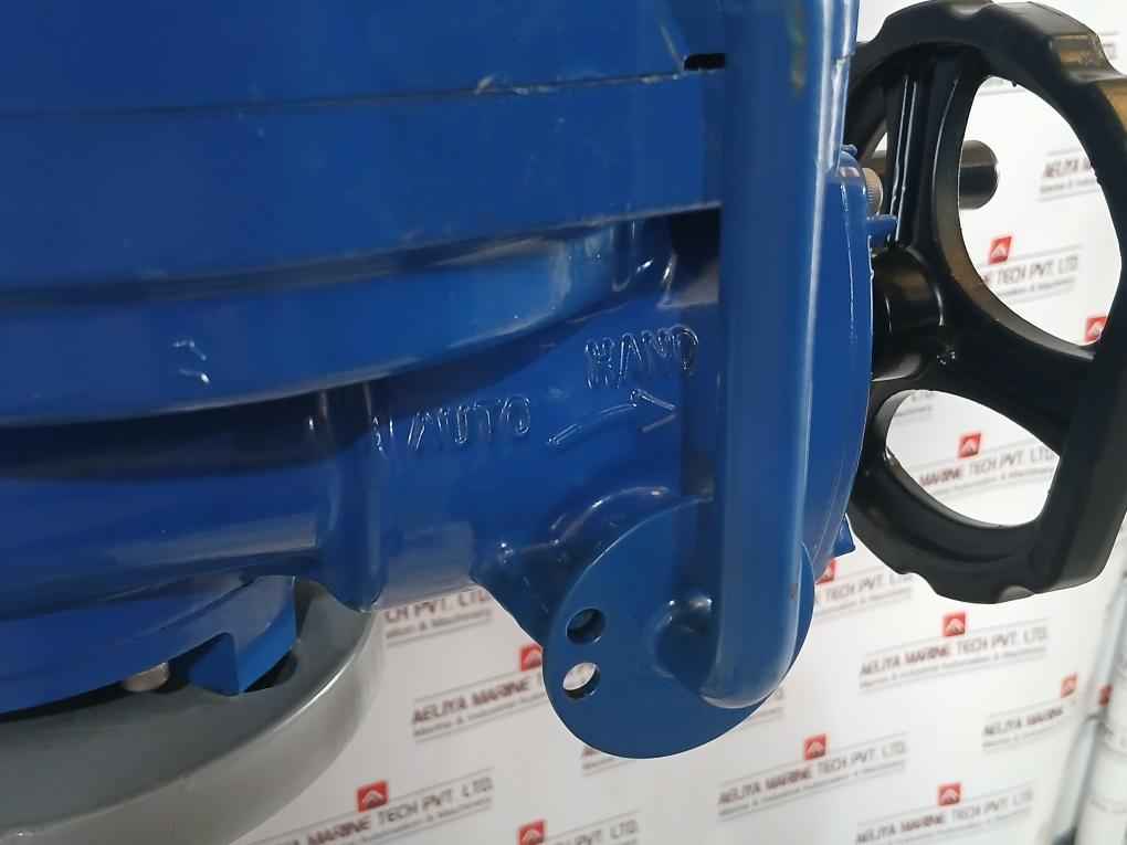 Hkc Hq-0603500000 Electric Part Turn Actuator Flanged W/ Butterfly Valve 590Nm