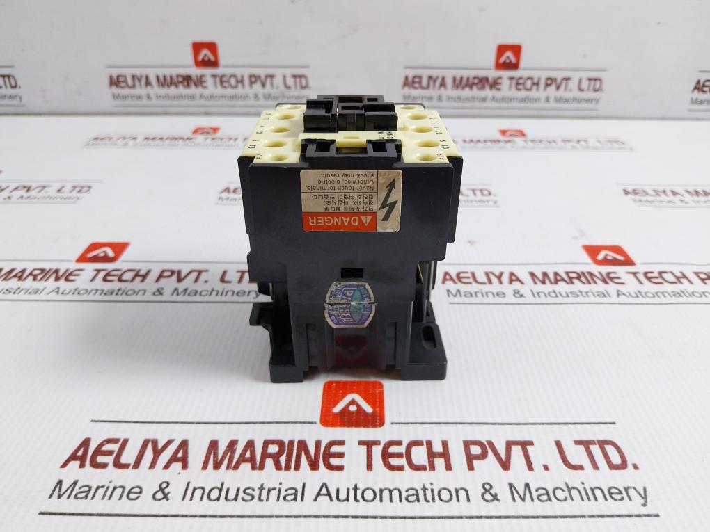Hmc27-W11-3-pole-Ac-Magnetic-Contactor-55A-200V-50Hz-Hyundai-208480-3