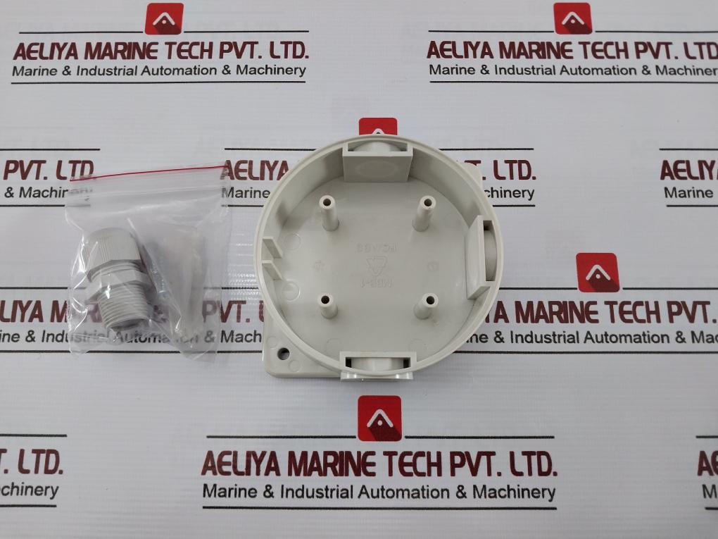 Hochiki Mbb-1 Marine Mounting Back Box With Glands, M20X1.5