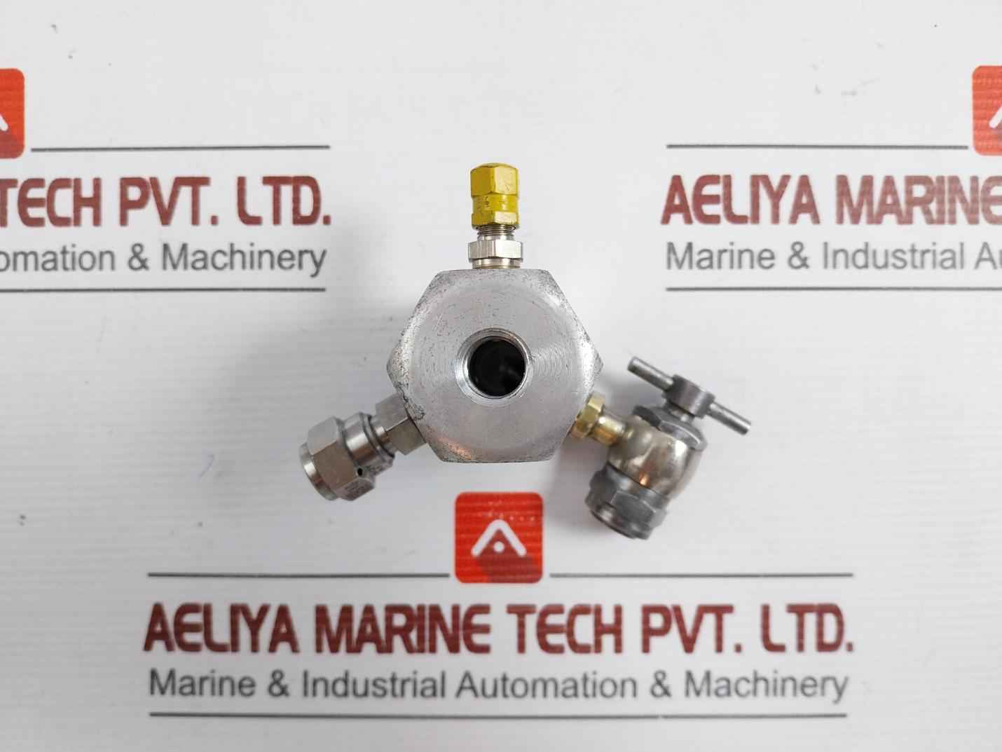 Hoke 6610M2Y Bleed Valve 6000 Psi (414 Bar)