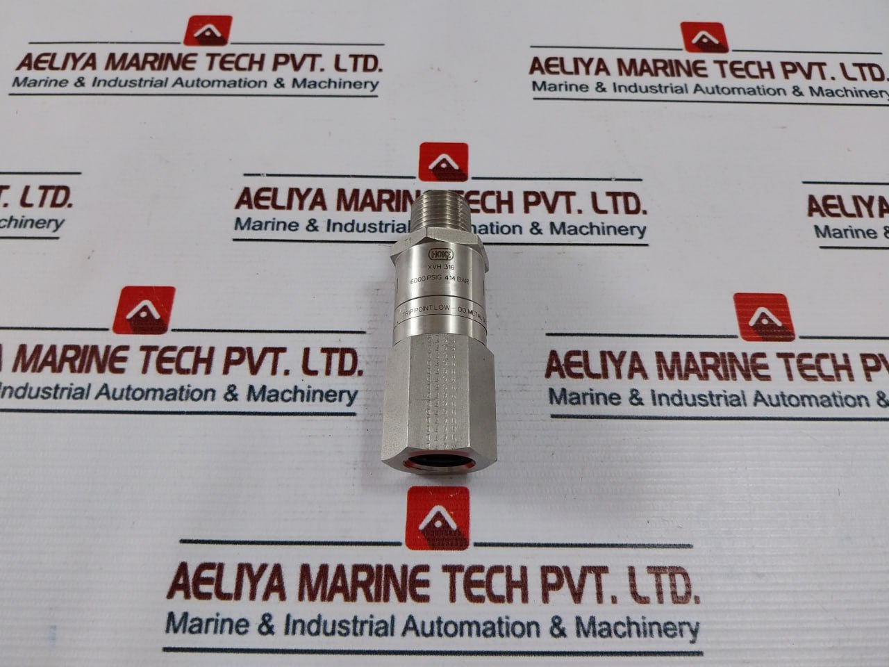 Hoke Xvh 316 Excess Flow Valve Xvhy08M08F00010Ydh 6000 Psig