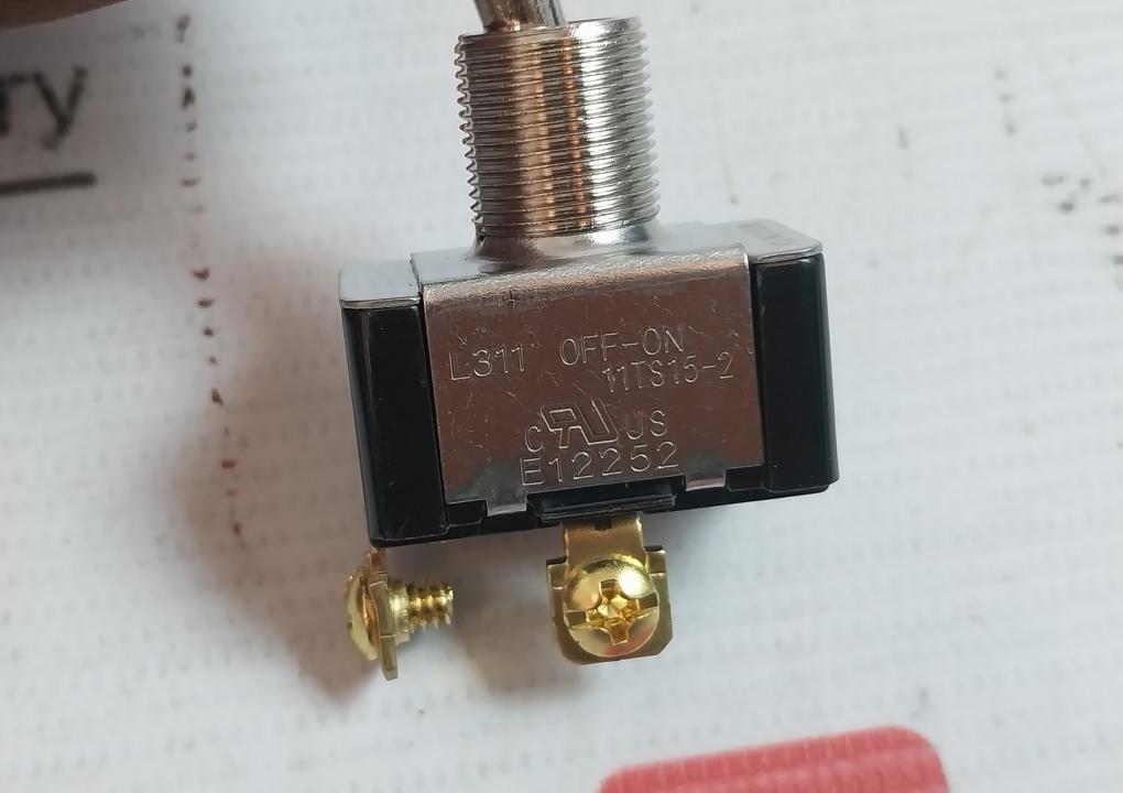 Honeywell 11Ts15-2 Toggle Switch 125-250 Vac E12252 3/4 Hp