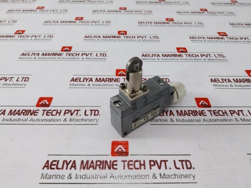 Honeywell Bze7-2Rqn8-c Limit Switch Iec 947-5-1, En60947-5-1