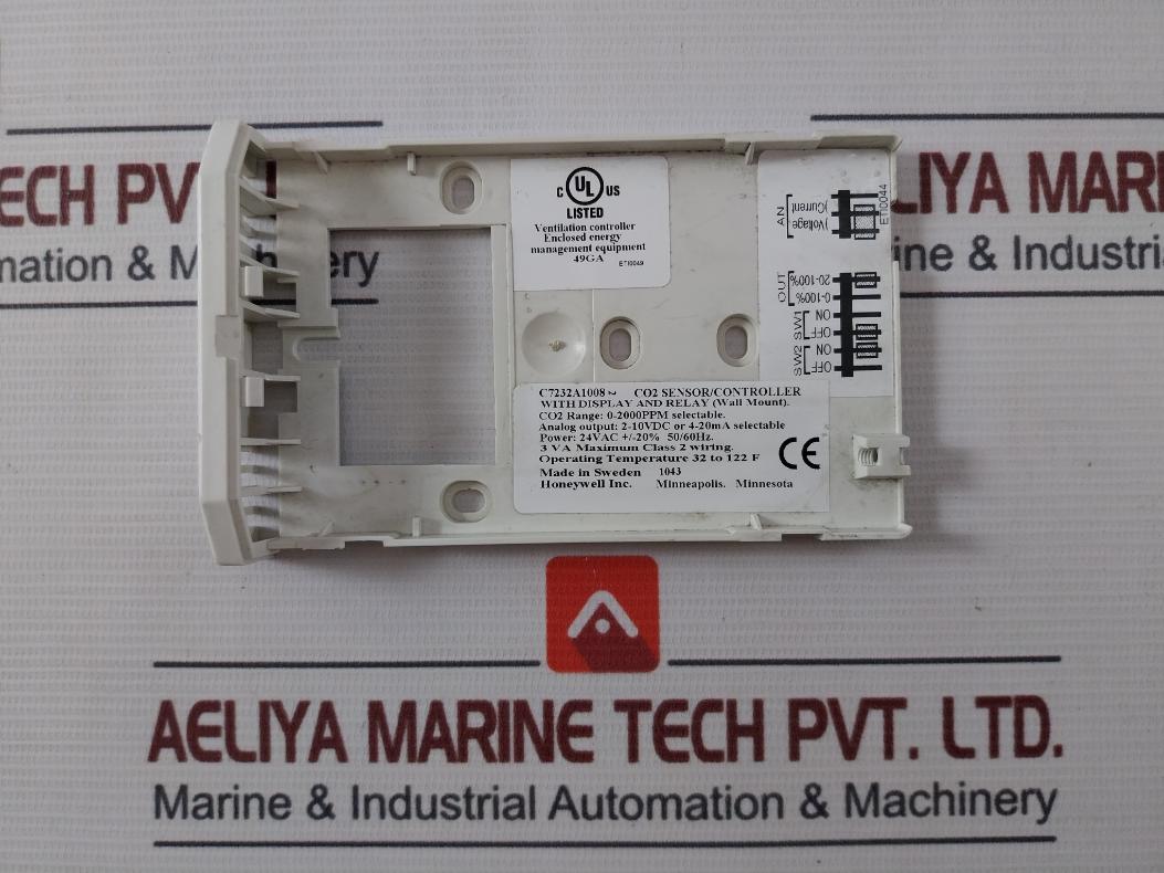 Honeywell C7232A1008 Co2 Sensor /Controller With Display &; Relay 0–2000 Ppm 