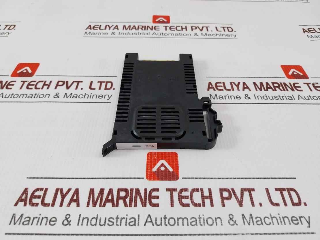Honeywell Cc-upta01 Universal Pass Through Adapter +24V Dc 500Ma