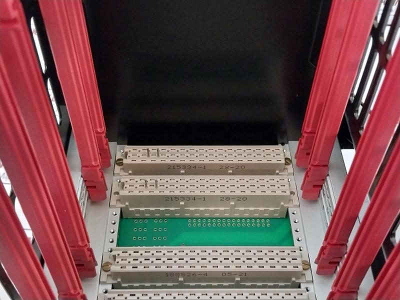 Honeywell Fc-iochas-0003R Chassis For Redundant I/O Module 5Vdc, Max.1.28A (Max.2X)