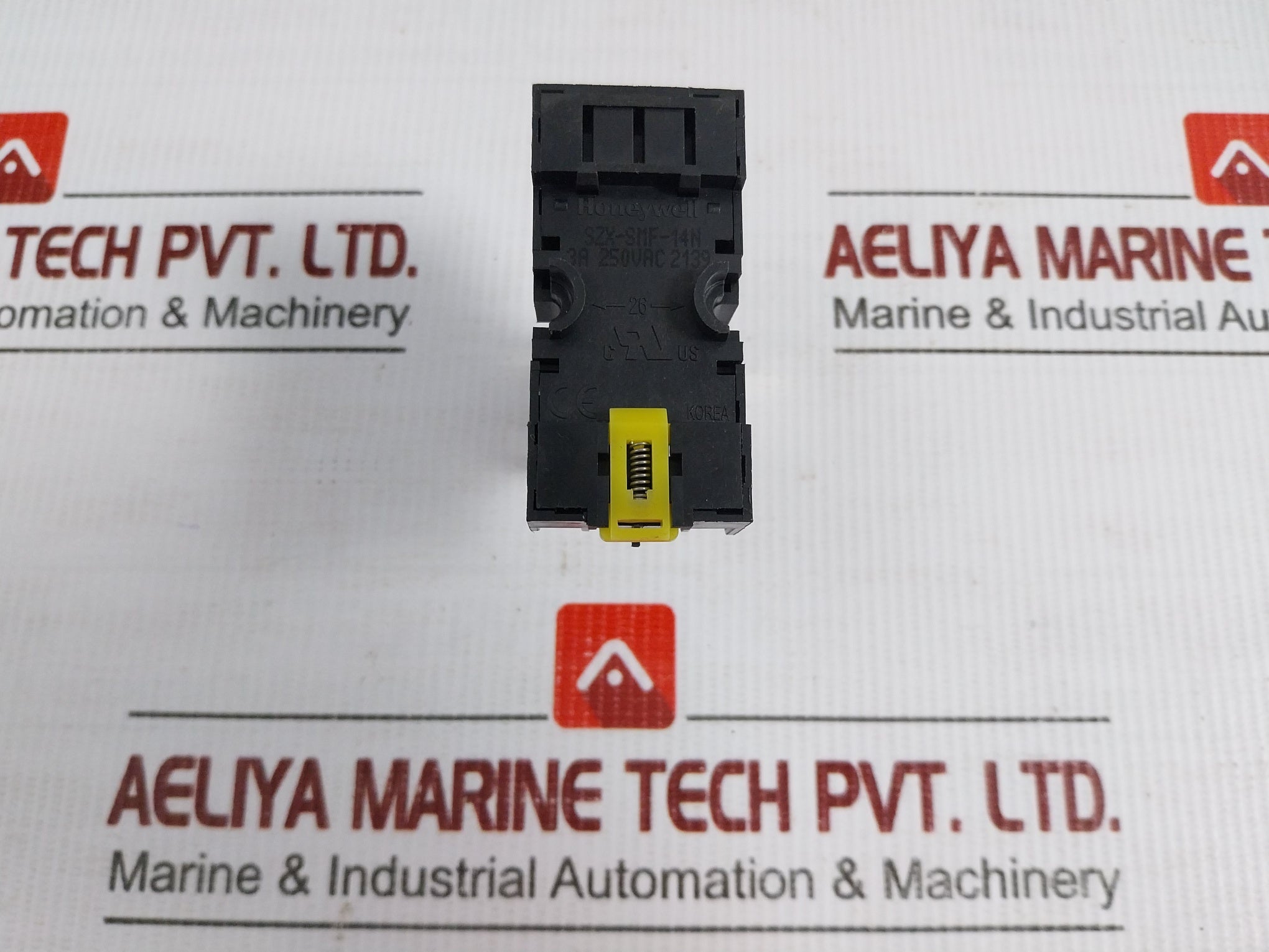 General-purpose Plug-in Power Relay 200 Vac 50/60Hz Honeywell Szr-my4-n1