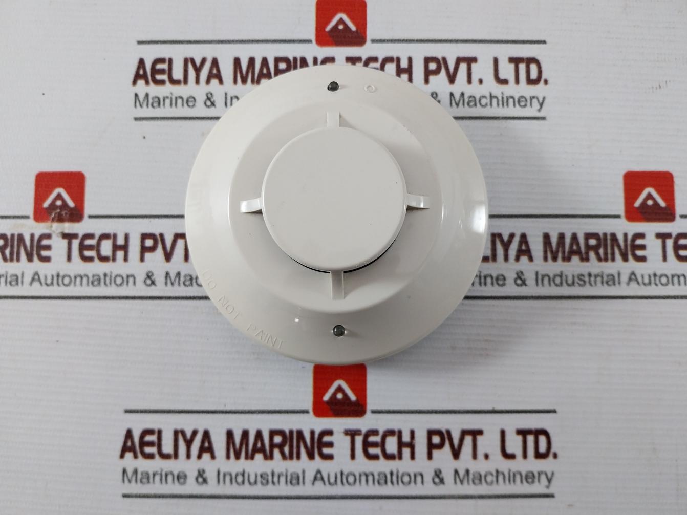 Honeywell Tc806B1076 Point Smoke Detector Hp-195365