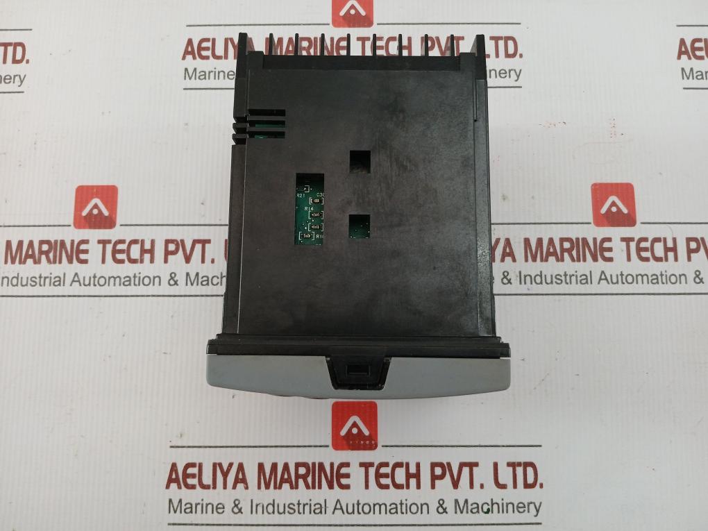 Honeywell Universal Digital Controller Dc3200-ee-000R-200-00000-e0-0, Udc3200