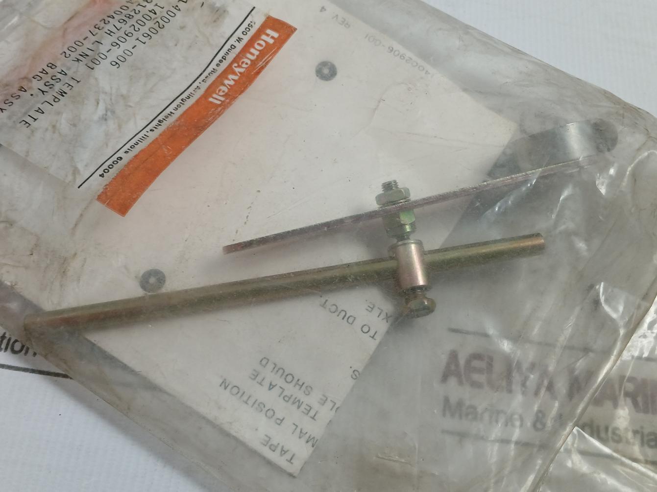 Honeywell 14002061-006 Mounting Hardware Kit Rev-4