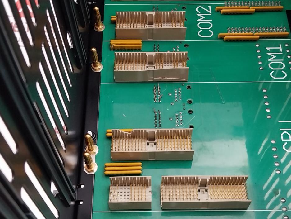 Honeywell Cpchas-0002 Controller Rack Chassis Module 24 Vdc