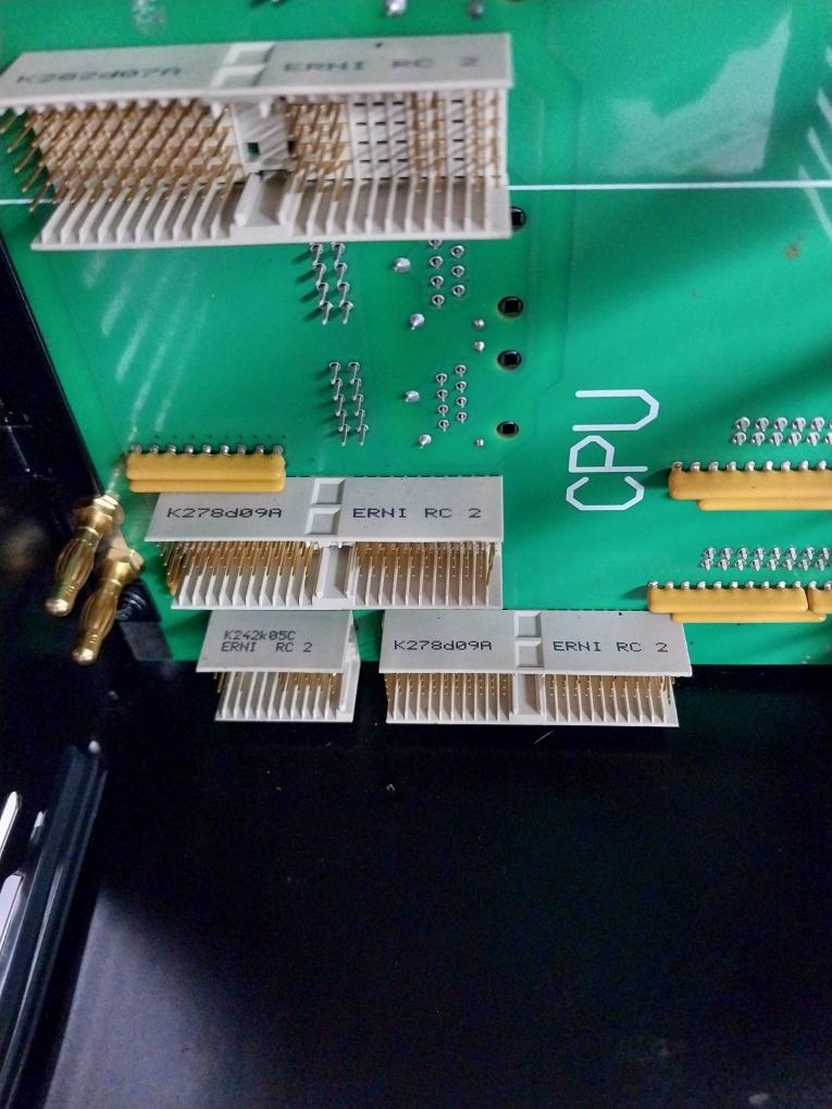 Honeywell Cpchas-0002 Plc Rack Chassis 70°C E82595 24Vdc