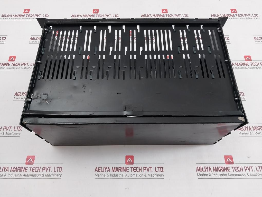 Honeywell Cpchas-0002 Plc Rack Chassis 70°C E82595 24Vdc
