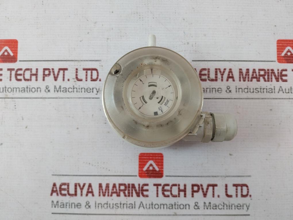 Huba Control 604.9000000 Differential Pressure Switch 0.2–3 Mbar Ip54 Max 75Mbar