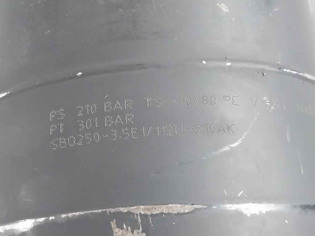 Hydac Sbo250-3.5E1/112U-210Ak Diaphragm Accumulator 210 Bar