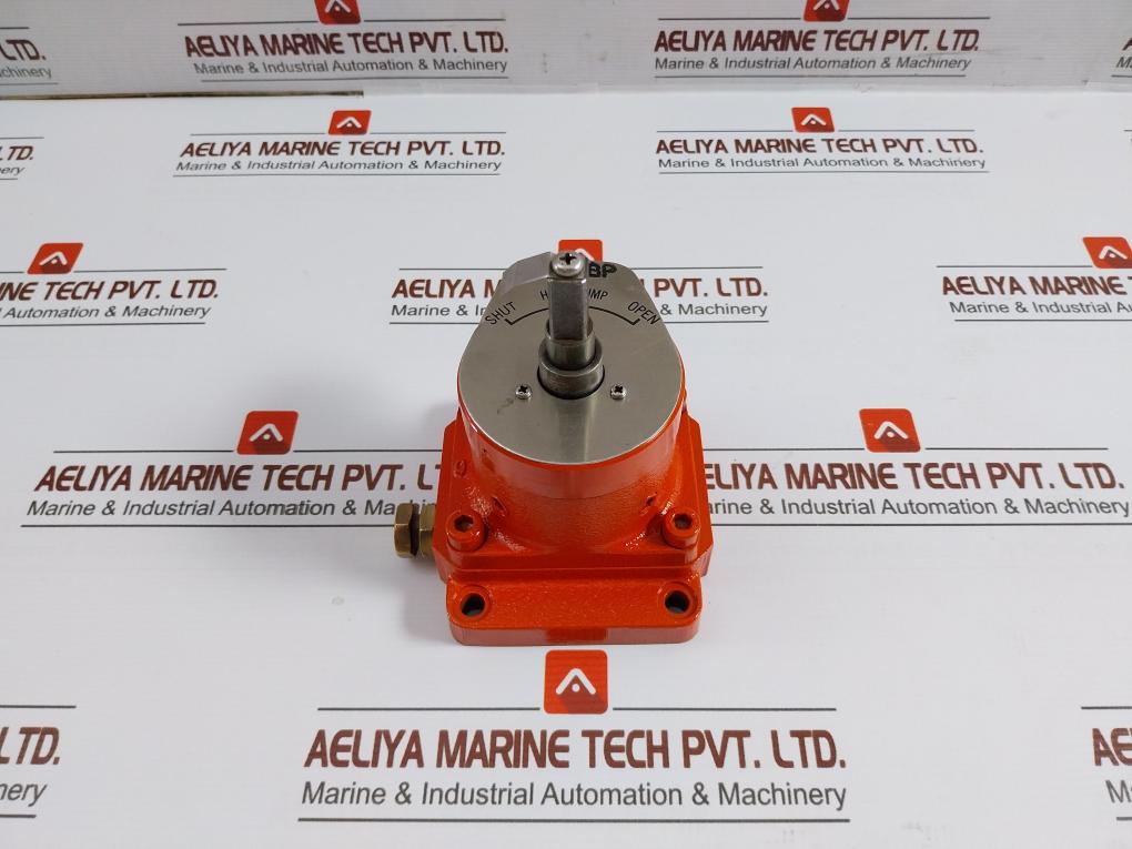 Hydraulic-Double-acting-Balanced-Rotary-Actuator-BRC-002-Danfoss-210323-3