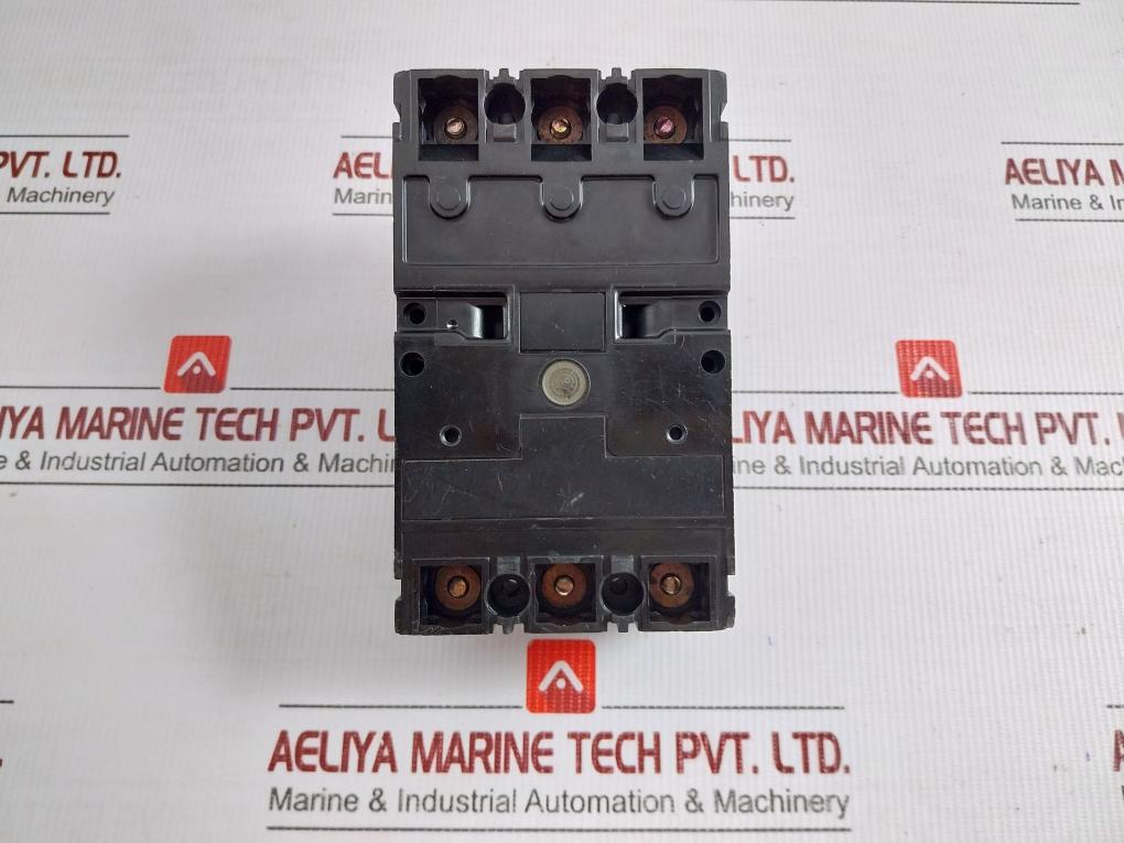 Hyundai 3P Molded Case Circuit Breaker 660V 30A Part No Hbs-63C