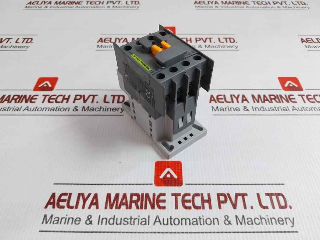 Hyundai 750V/20A Contactor Relay Umx 40Ns