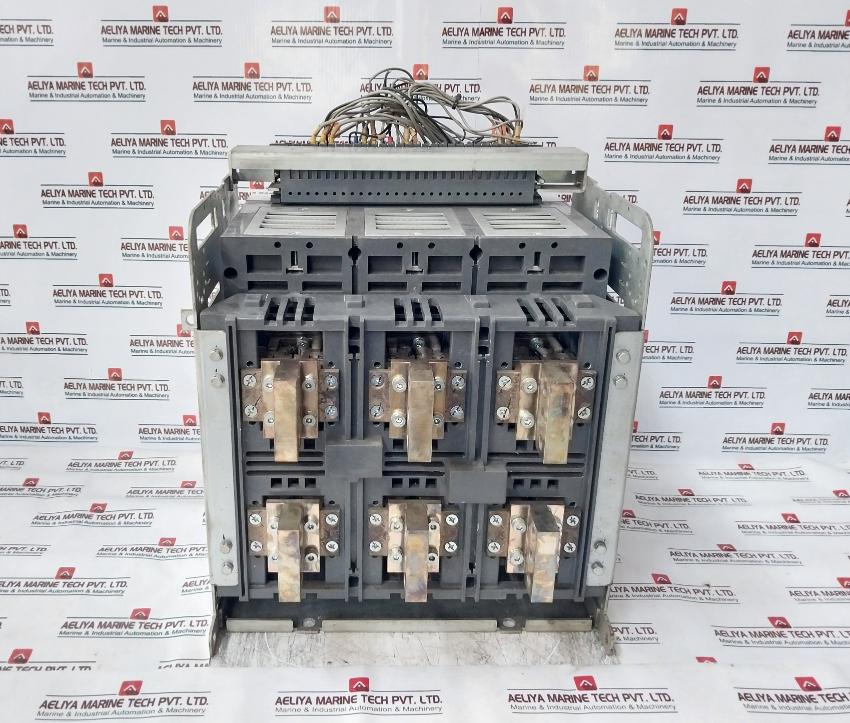 Hyundai Hgn25b3b Air Circuit Breaker 3 Pole 2500a 50/60hz 12kv 1000v