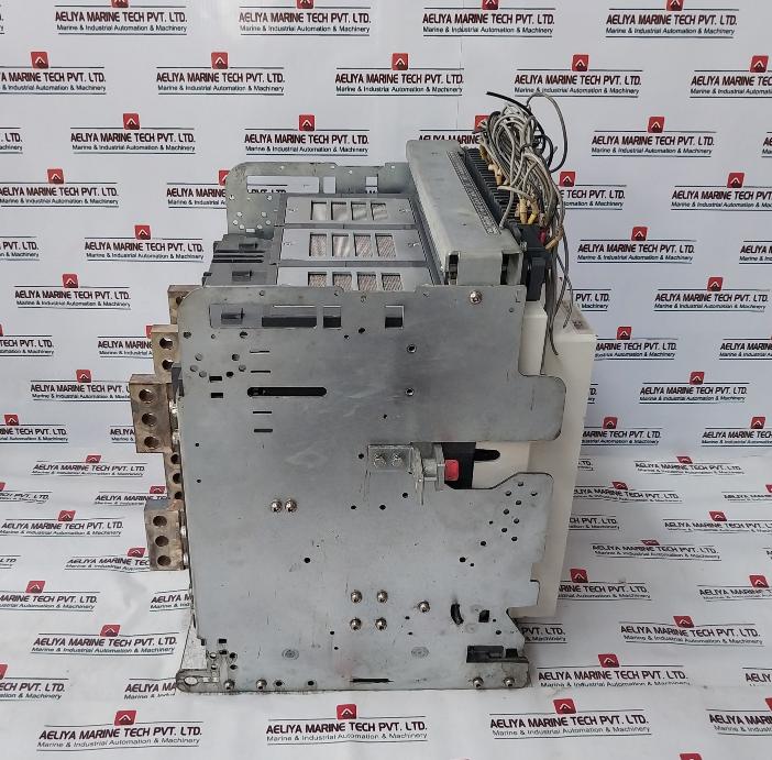 Hyundai Hgn25b3b Air Circuit Breaker 3 Pole 2500a 50/60hz 12kv 1000v