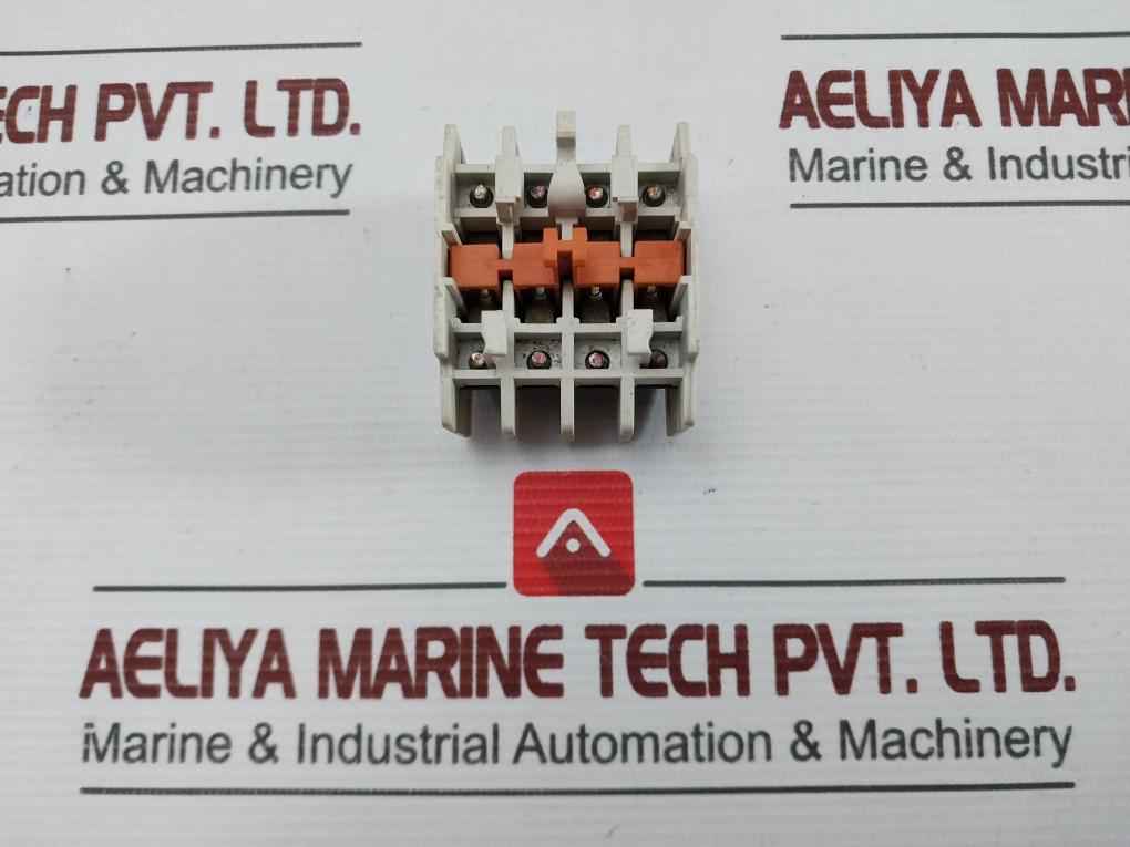 Hyundai Hiab 40 Auxiliary Contact Block