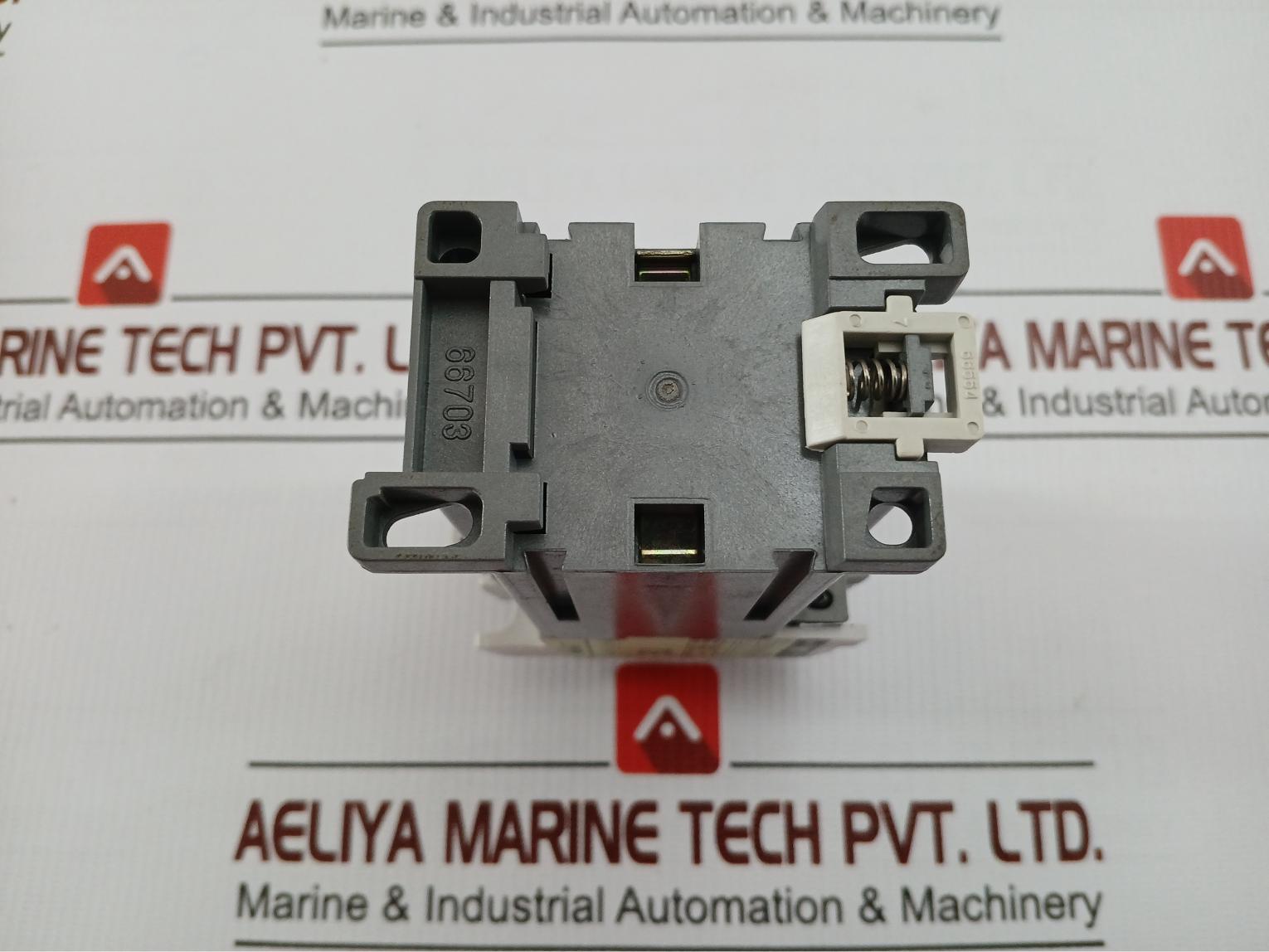 Control Relay Hmt 22Nr D110 Hyundai 750V