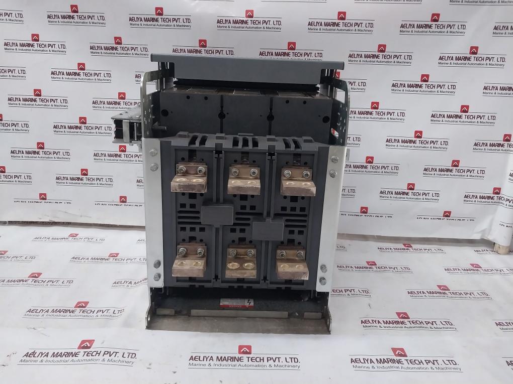 Hyundai Uan16A3B M1C1S168T 3-pole Air Circuit Breaker 12Kv 1000V 50/60Hz