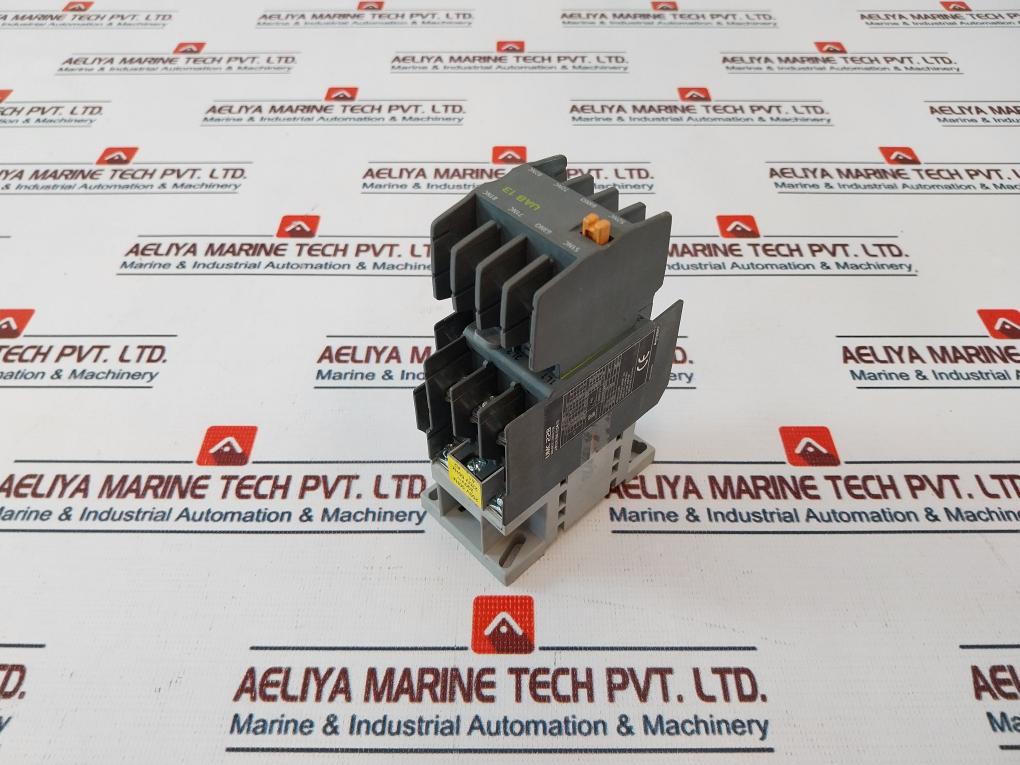 Hyundai Umc 22B Magnetic Contactor With Auxiliary Contact Block 32A