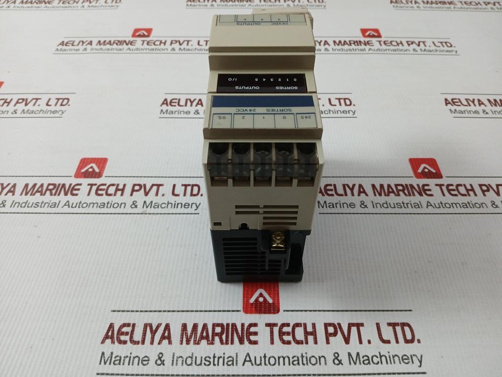 I/O Extension Module 24 Vdc Schneider Electric Tsxdsf612