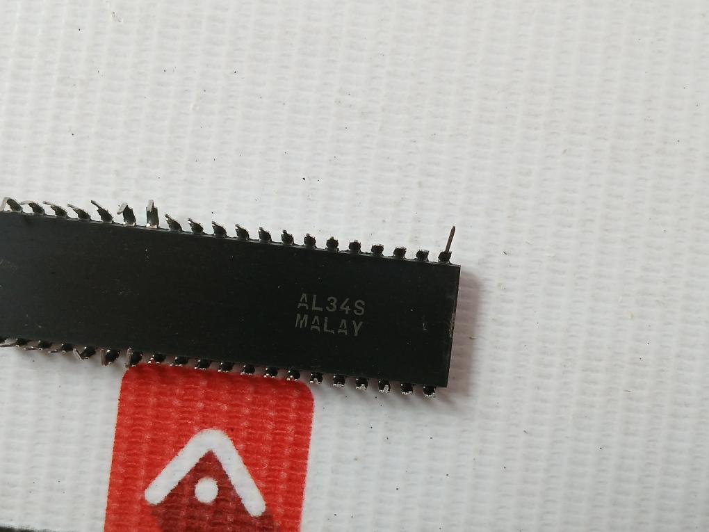 Icl7107Cpl Harris Analog-to-digital Converter Ic