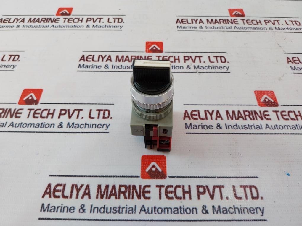 Idec Asw 0201/ Hw-g01 Selector Switch With Contact Block A600