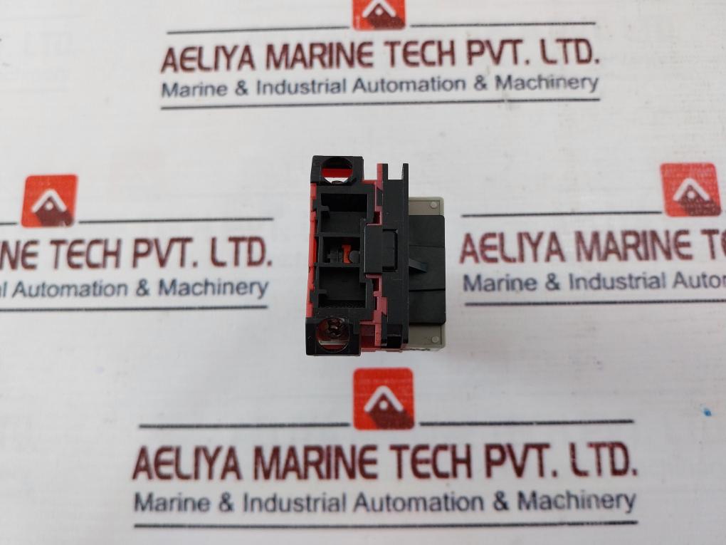 Idec Asw 0201/ Hw-g01 Selector Switch With Contact Block A600