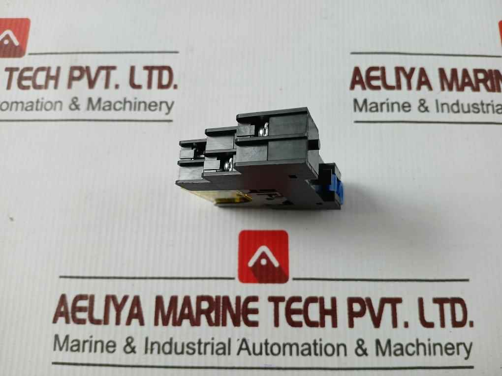 Idec Corporation Sj1S-07L Relay Socket 91905F 24 Vdc